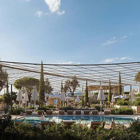 Akra & 5* ディディム