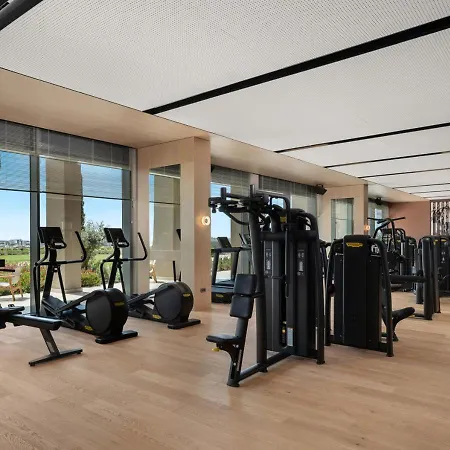 Hotel Akra &